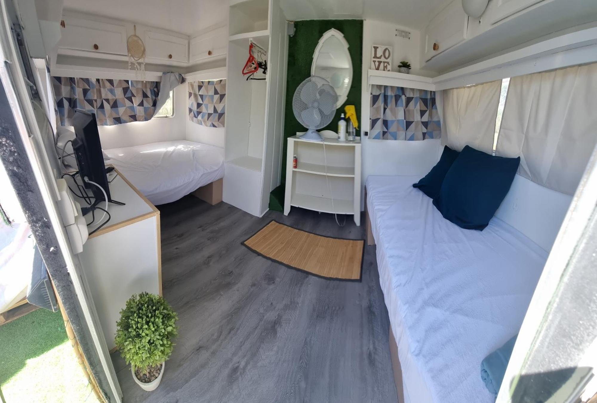 Le Mazet Hotel Poussan ภายนอก รูปภาพ